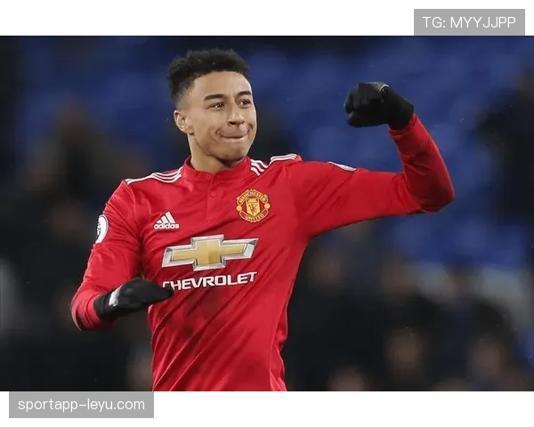 曼联战术体系深度解析：稳步重建迈向巅峰之路