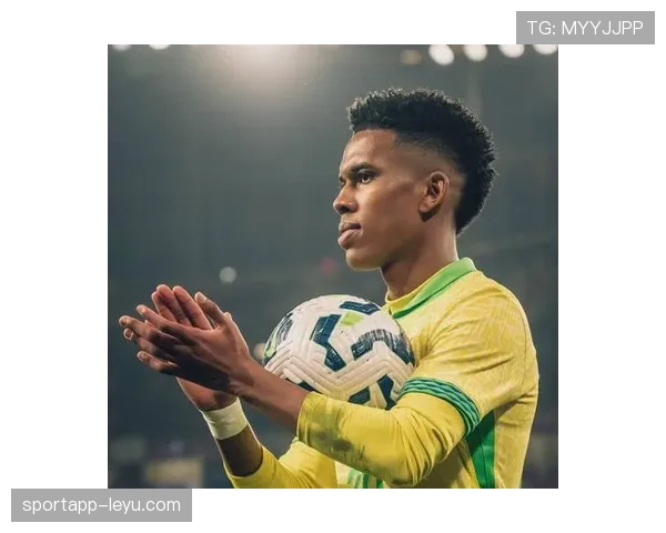 足球新星强势崛起,未来之星搅动赛场格局引关注 足球新星强势崛起,未来之星搅动赛场格局引关注