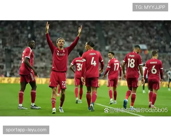 英超教练热议赛季表现，战术调整成焦点话题