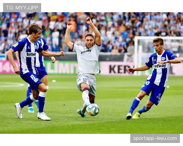 埃斯帕尼奥尔防守持续升级，剑指西甲赛季最佳战绩