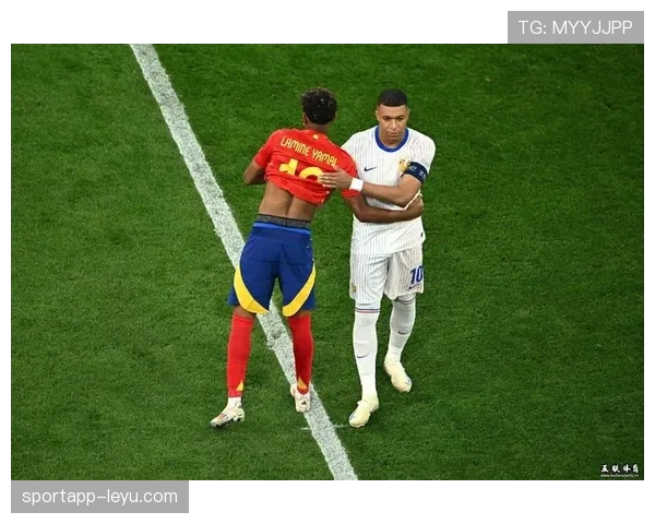 姆巴佩状态回暖，闪电速度助法国队锁定欧洲杯胜局