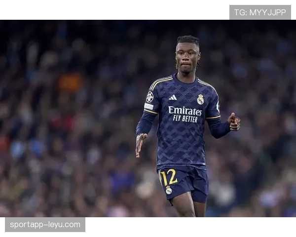 卡马文加:对抗与覆盖如何支撑中场防守 卡马文加:对抗与覆盖如何支撑中场防守