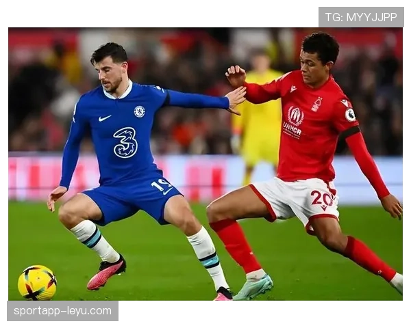 位置重叠严重：切尔西阵容为何难以优化配置？